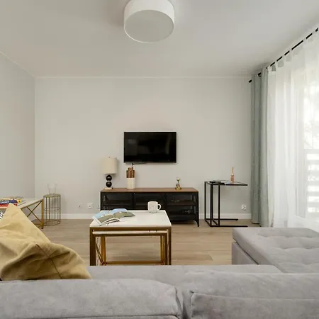 Jasny Z 2 Balkonami Partynice By Renters Wrocław