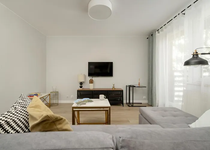 Jasny Z 2 Balkonami Partynice By Renters Wrocław