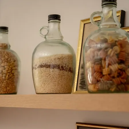 Jasny Z 2 Balkonami Partynice By Renters Appartamento