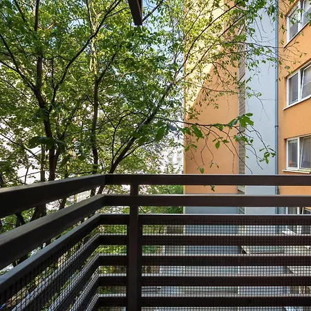 Jasny Z 2 Balkonami Partynice By Renters Breslavia