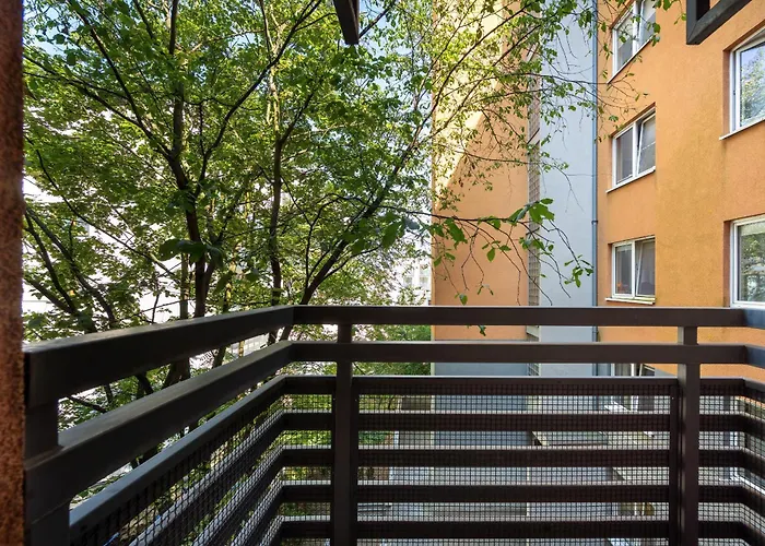 Jasny Z 2 Balkonami Partynice By Renters فروتسواف